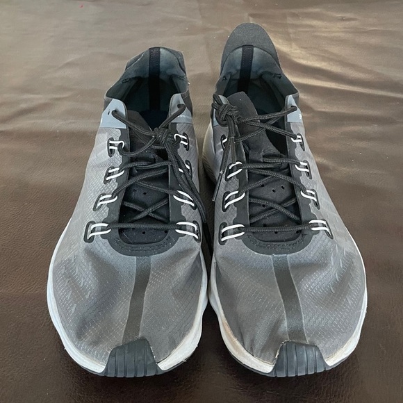 Nike Future Fast Racer Trainers In Black - Picture 3 of 8